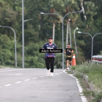 Runner Photo 7153876