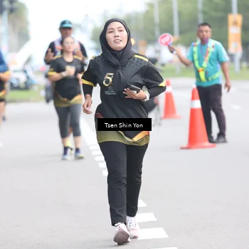 Runner Photo 7153936