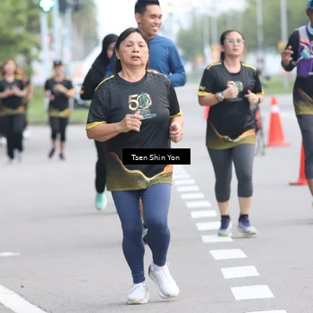 Runner Photo 7154030