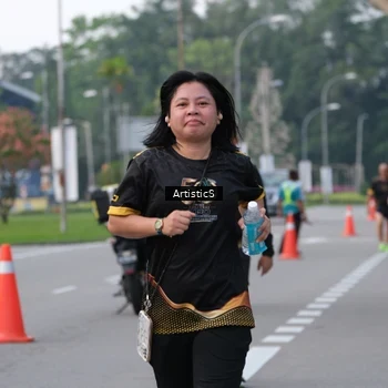 Runner Photo 7154041