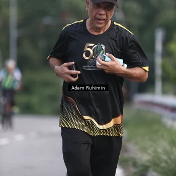 Runner Photo 7154073