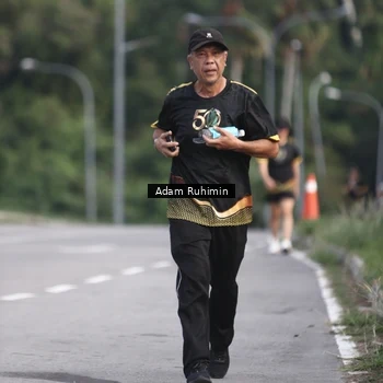 Runner Photo 7154078