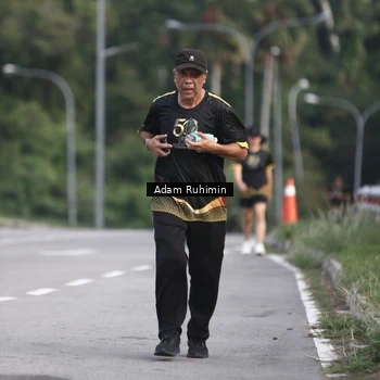 Runner Photo 7154086