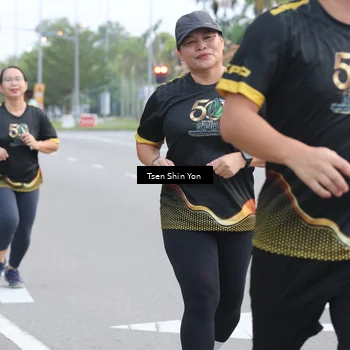 Runner Photo 7154105
