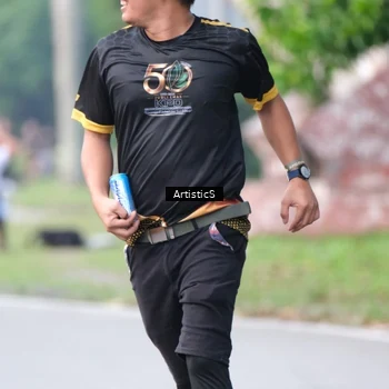 Runner Photo 7154111