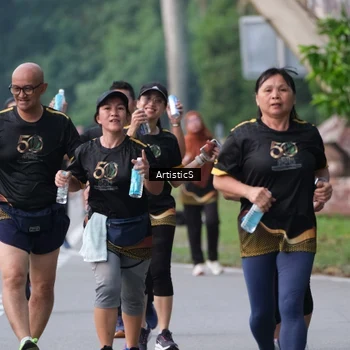 Runner Photo 7154118