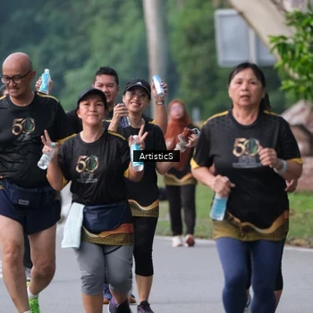 Runner Photo 7154120