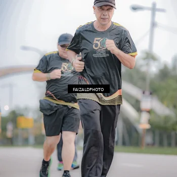 Runner Photo 7154136