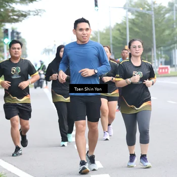 Runner Photo 7154192