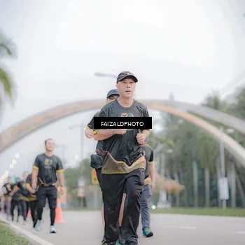 Runner Photo 7154196