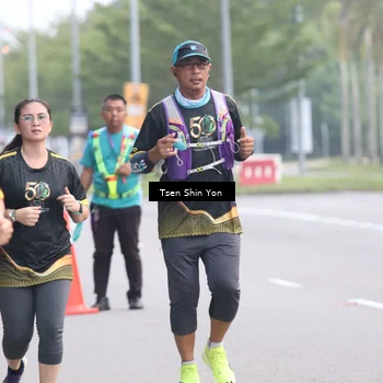 Runner Photo 7154251