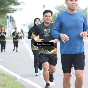 Runner Photo 7154358