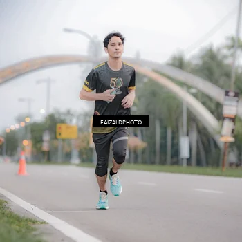 Runner Photo 7154466