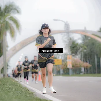 Runner Photo 7154610