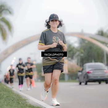 Runner Photo 7154611