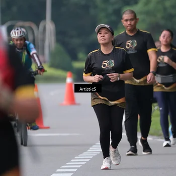 Runner Photo 7154857