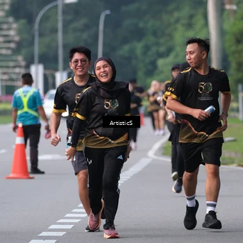 Runner Photo 7155104
