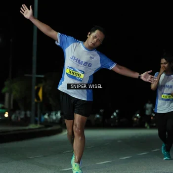 Runner Photo 7155565