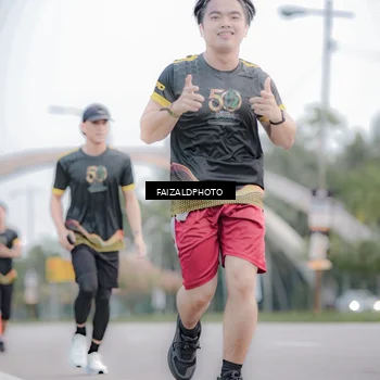 Runner Photo 7155705
