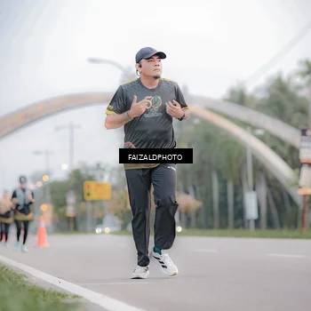 Runner Photo 7155878