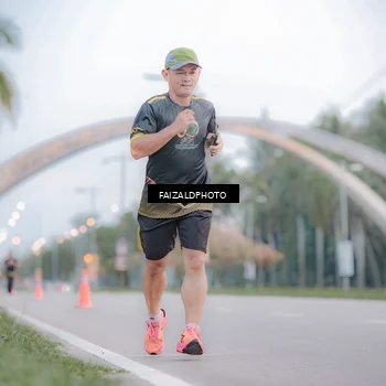 Runner Photo 7155952