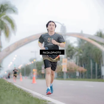 Runner Photo 7156000