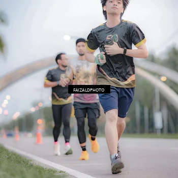 Runner Photo 7156029