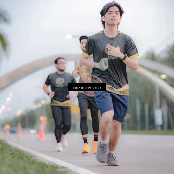 Runner Photo 7156046