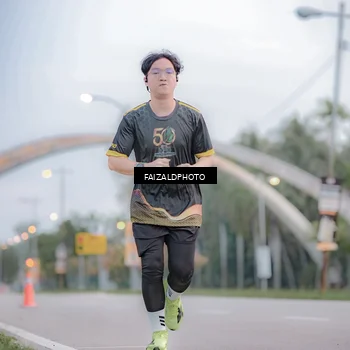 Runner Photo 7156103
