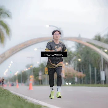 Runner Photo 7156105