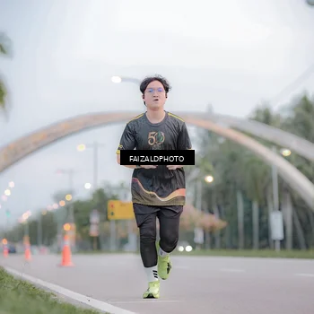 Runner Photo 7156106