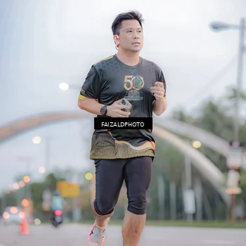 Runner Photo 7156125