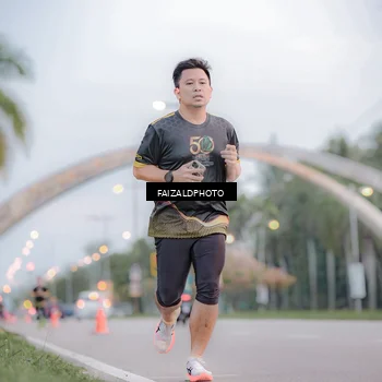 Runner Photo 7156132