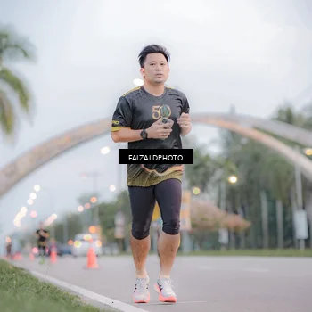 Runner Photo 7156137