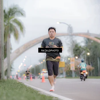 Runner Photo 7156140