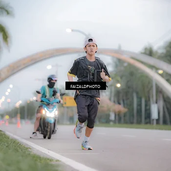 Runner Photo 7156163