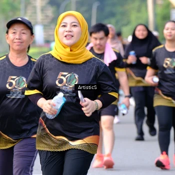 Runner Photo 7156202