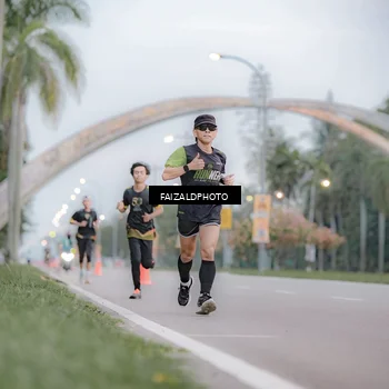 Runner Photo 7156239
