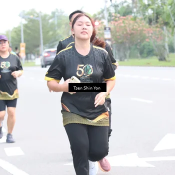 Runner Photo 7156400