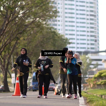 Runner Photo 7156891