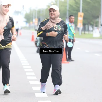 Runner Photo 7156904