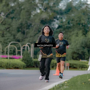 Runner Photo 7158015