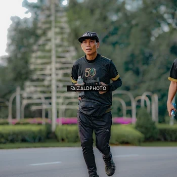 Runner Photo 7158070