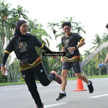 Runner Photo 7161312