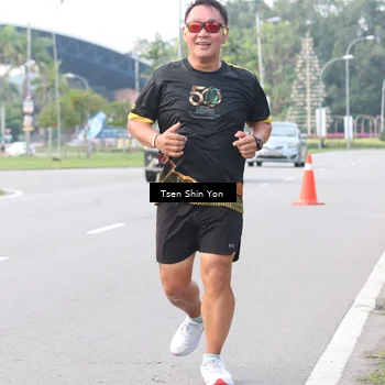 Runner Photo 7161943
