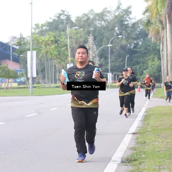 Runner Photo 7162459