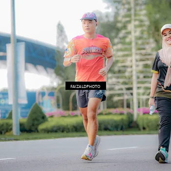 Runner Photo 7163475