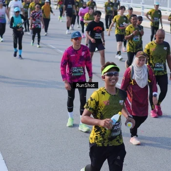 Runner Photo 7164626