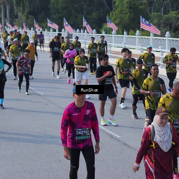 Runner Photo 7164638