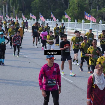 Runner Photo 7164642